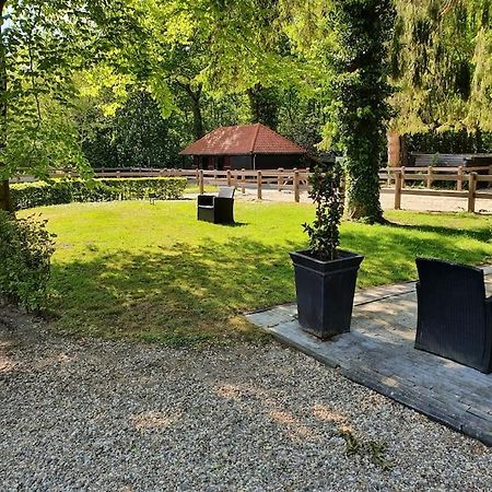 Midden In De Friese Bossen Op Landgoed Princenhof 오라녜우트 외부 사진