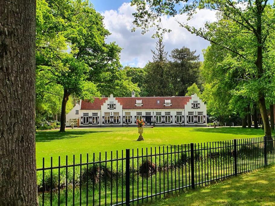 Midden In De Friese Bossen Op Landgoed Princenhof 오라녜우트 외부 사진